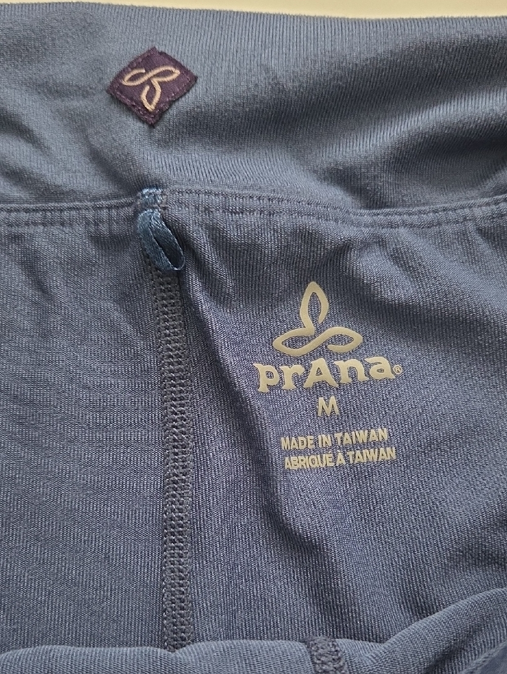 Prana Remy 2-in-1 Skirt Leggings Blue Medium Hiking Workout Yoga Athletic EUC - Picture 6 of 10